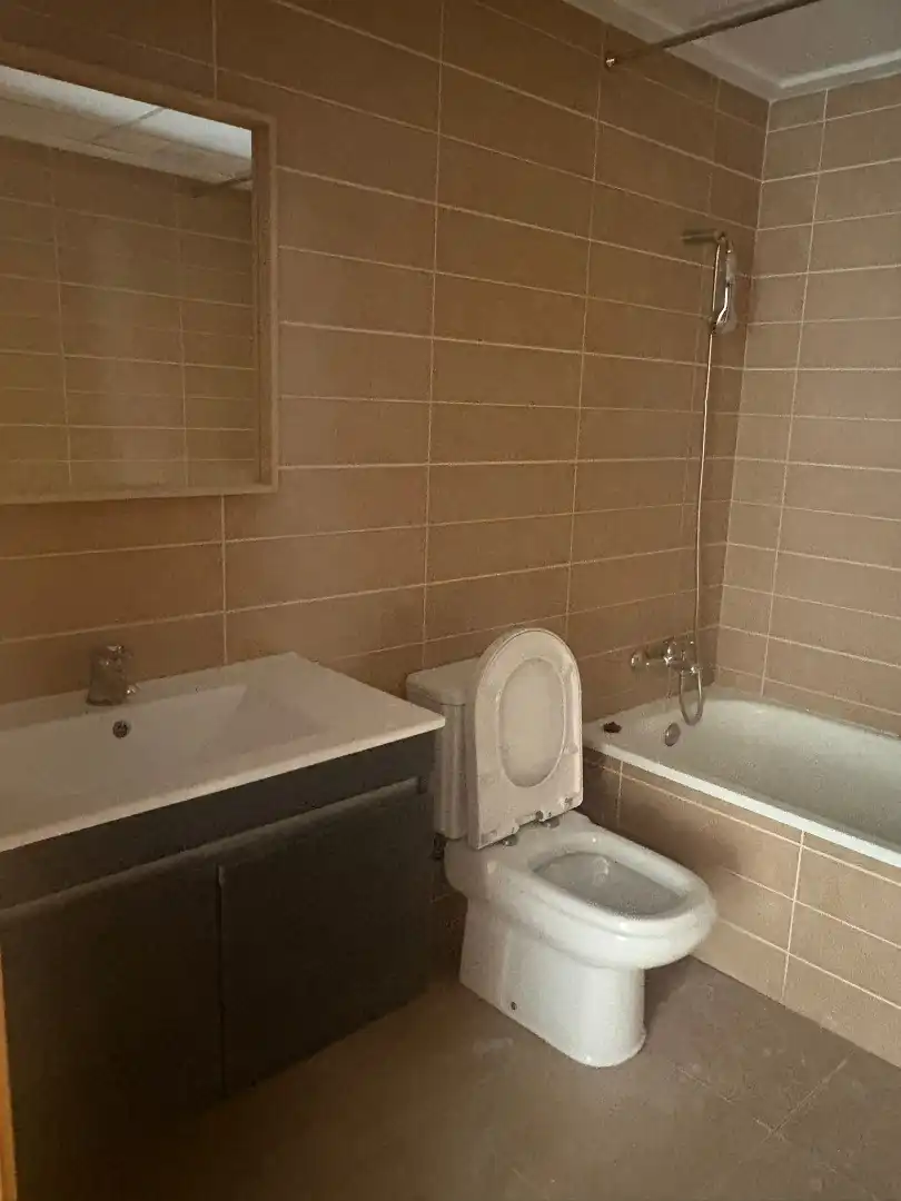 Baño de Piso en venta en Elche / Elx