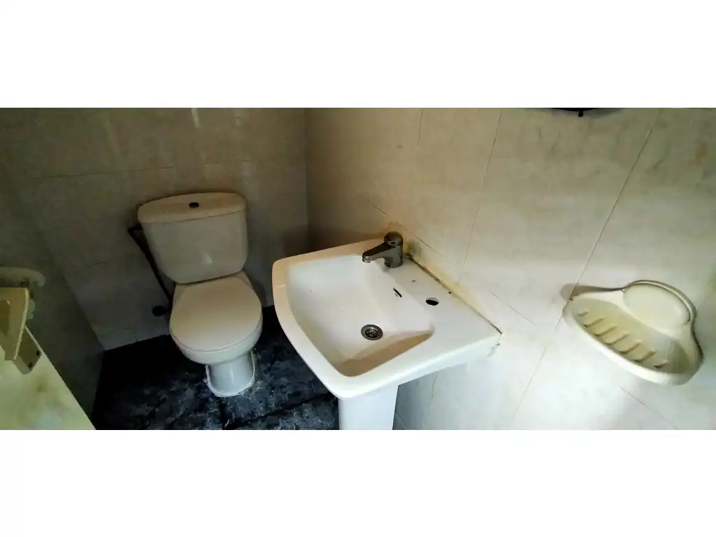 Bany de Pis en venda en Girona
