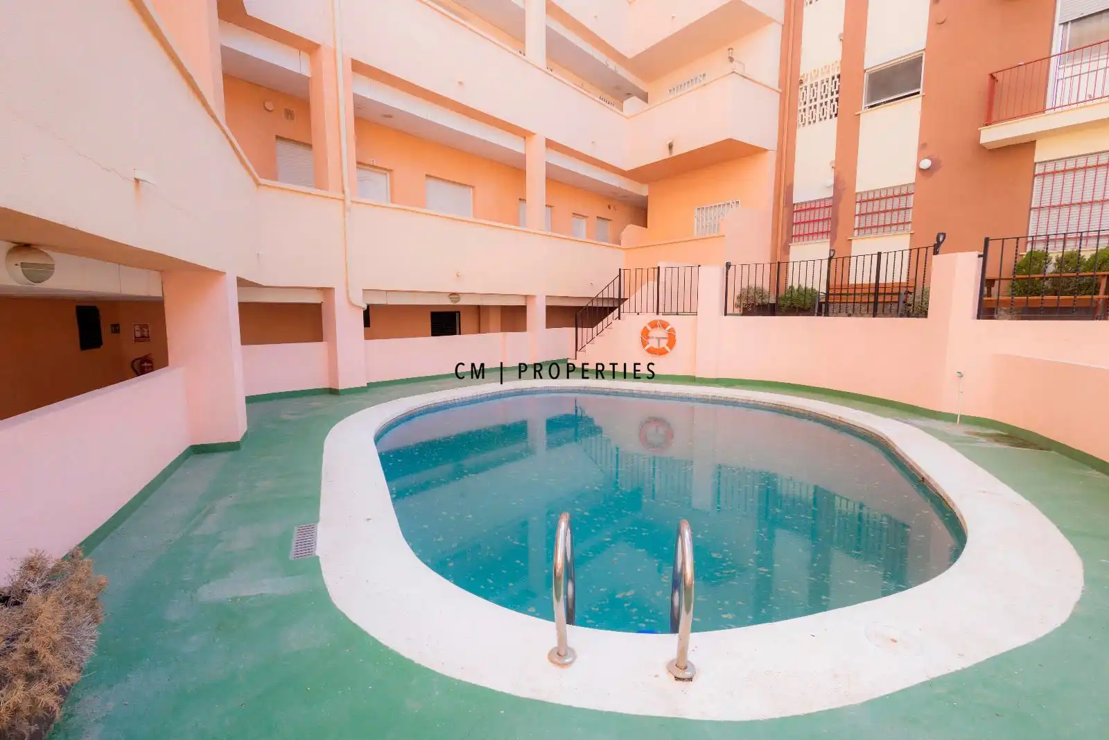 Piscina de Àtic de lloguer en Toràs amb Terrassa, Piscina i Moblat