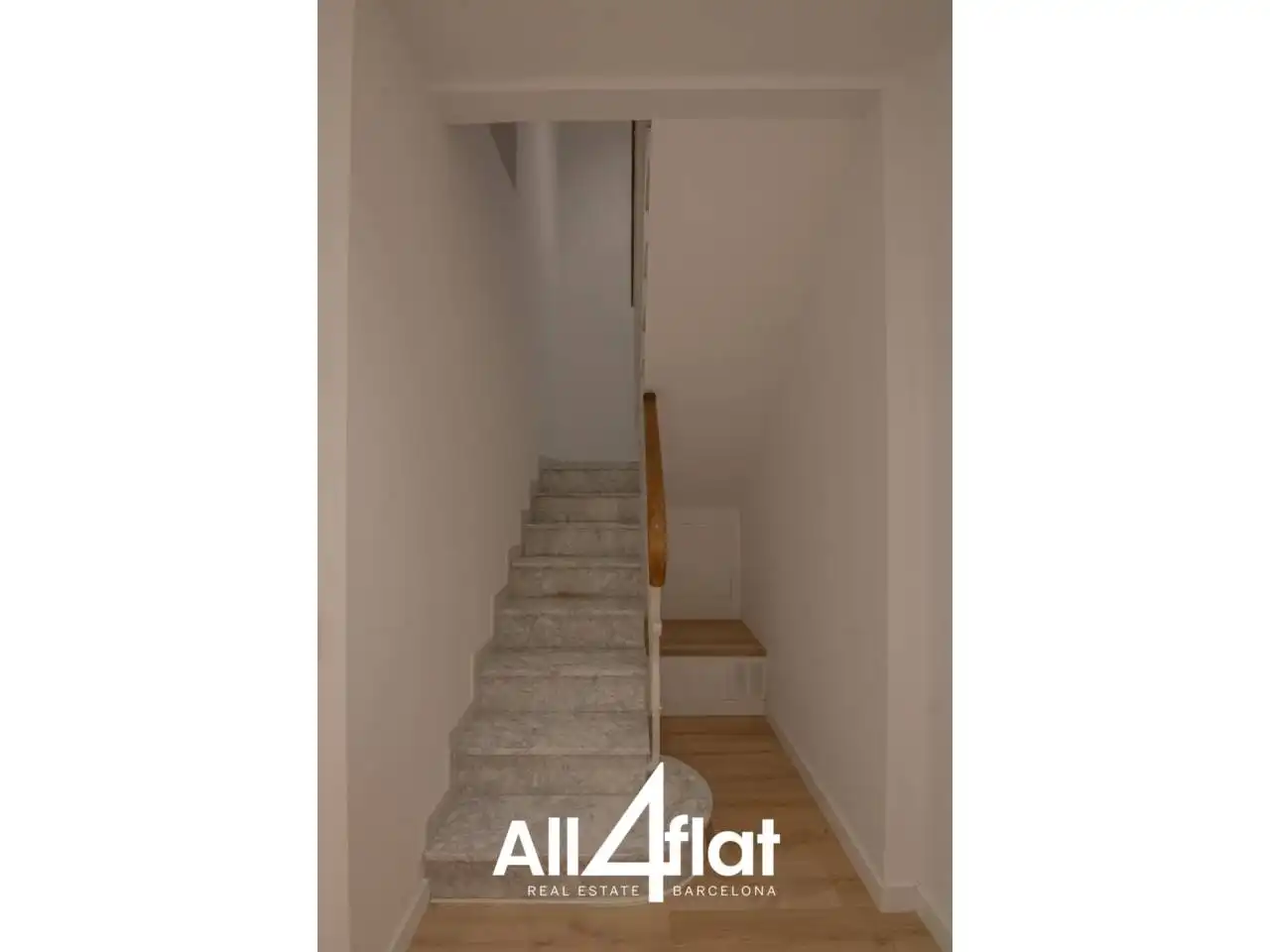 Maisonette zur Miete in Mataró mit Klimaanlage und Parkett