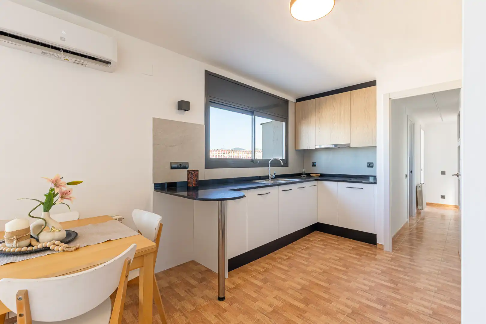 Cocina de Ático en venta en Terrassa con Aire acondicionado, Calefacción y Terraza