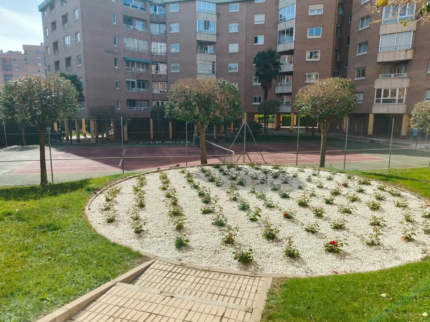 Parkplatz von Wohnung zum Verkauf in Valladolid mit Privatgarten, Abstellraum und Schwimmbad