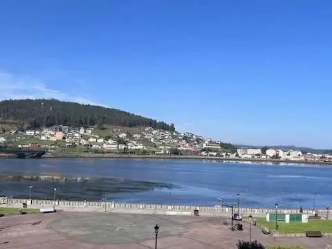 Vista exterior de Oficina en venta en Viveiro con Calefacción