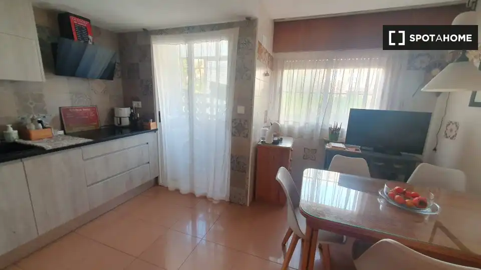 Room in Cabo de las Huertas