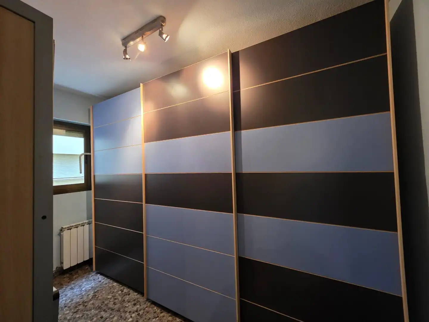 Bedroom of Flat for rent in Valencia  with Heating