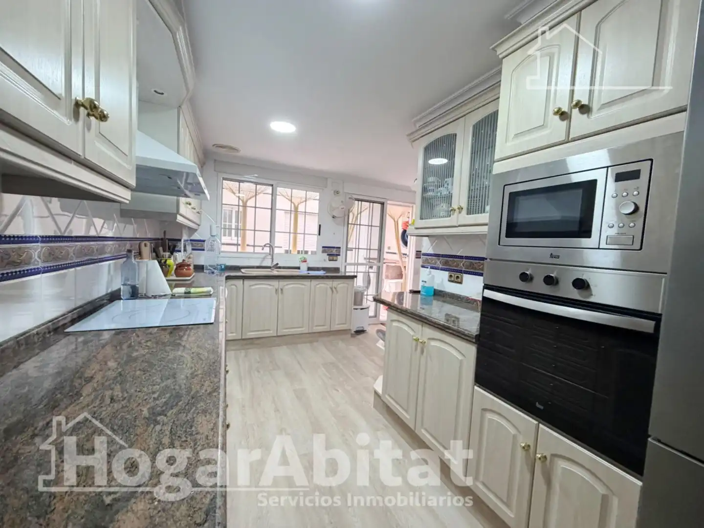 Kitchen of Flat for sale in Torrent  with Air Conditioner, Terrace and Furnished