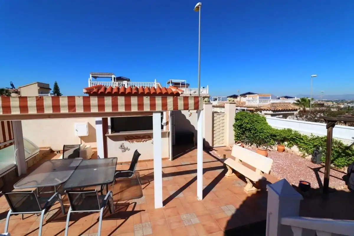 Terrassa de Casa o xalet en venda en Benimar