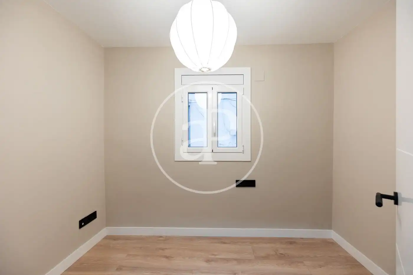 Habitación de Piso en venta en Barcelona con Aire acondicionado y Calefacción