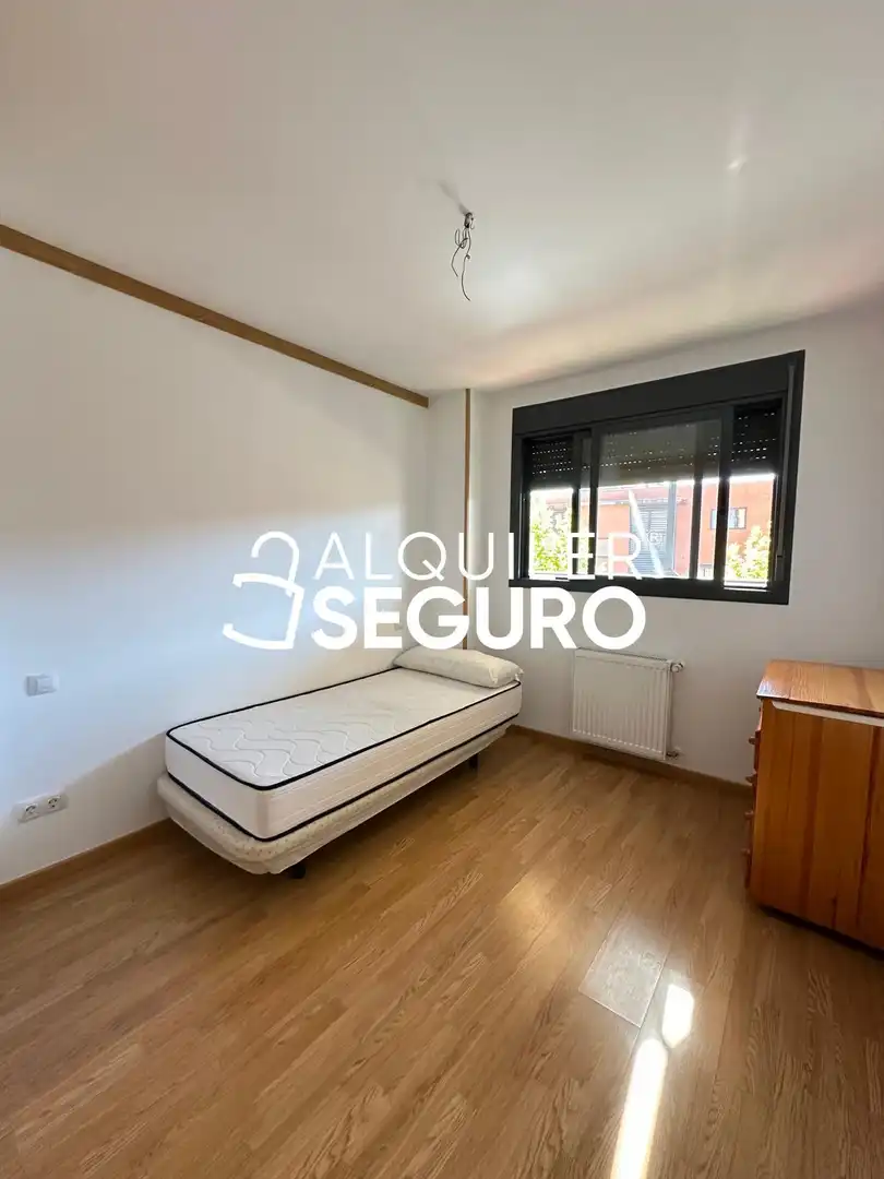 Dormitori de Pis de lloguer en Arroyomolinos (Madrid) amb Aire condicionat, Calefacció i Terrassa