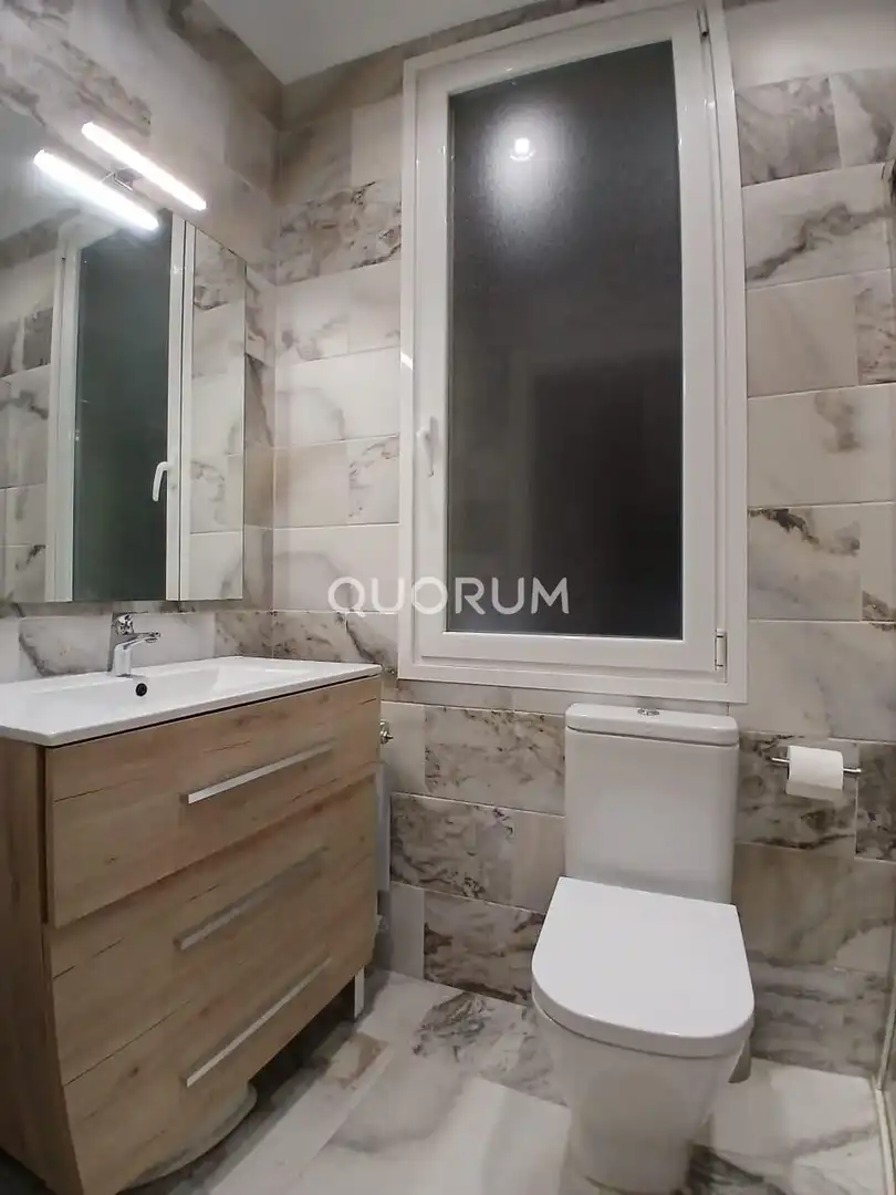 Baño de Piso en venta en Bilbao  con Calefacción