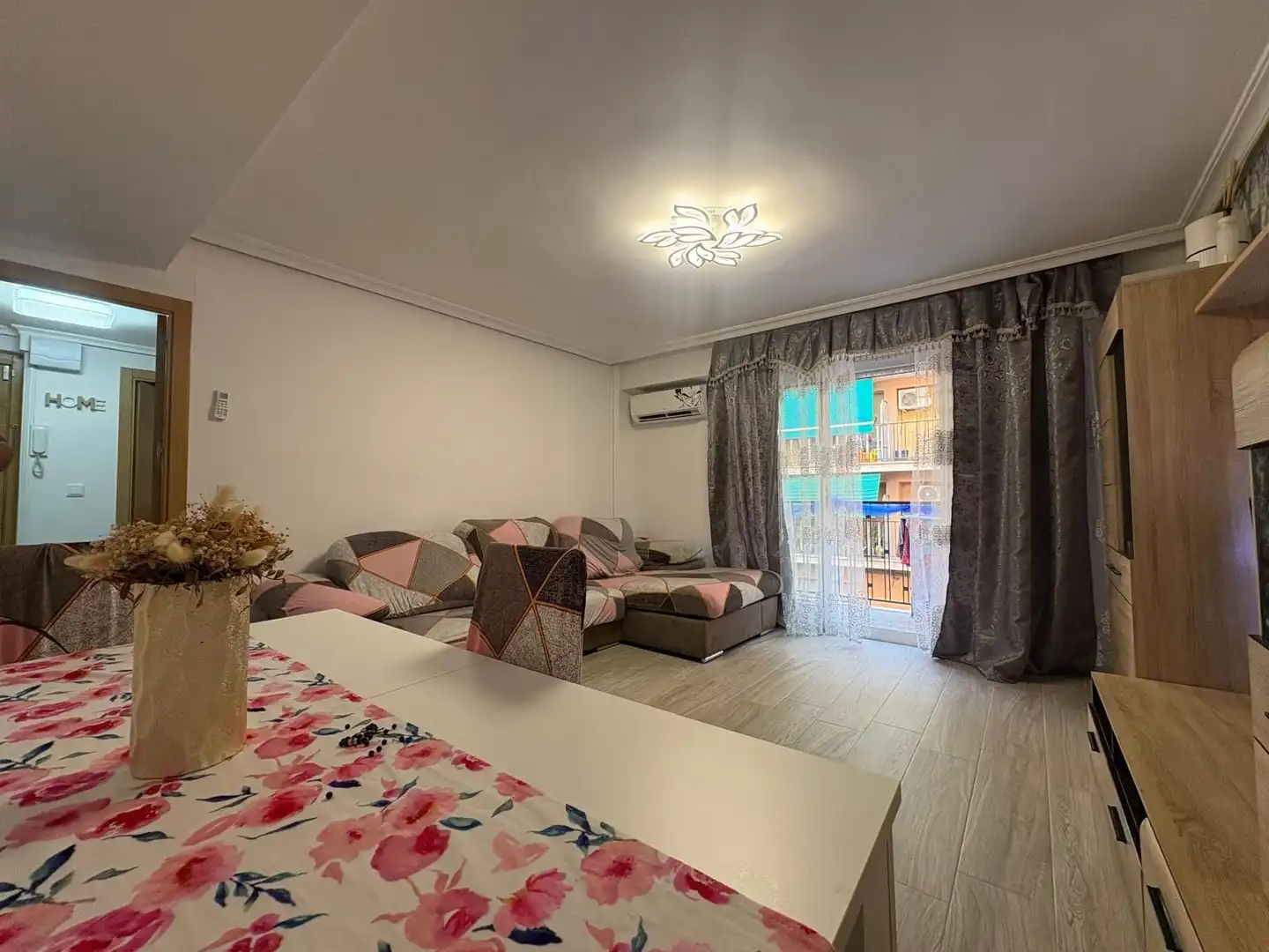 Sala d'estar de Pis en venda en Alcoy / Alcoi amb Aire condicionat i Moblat