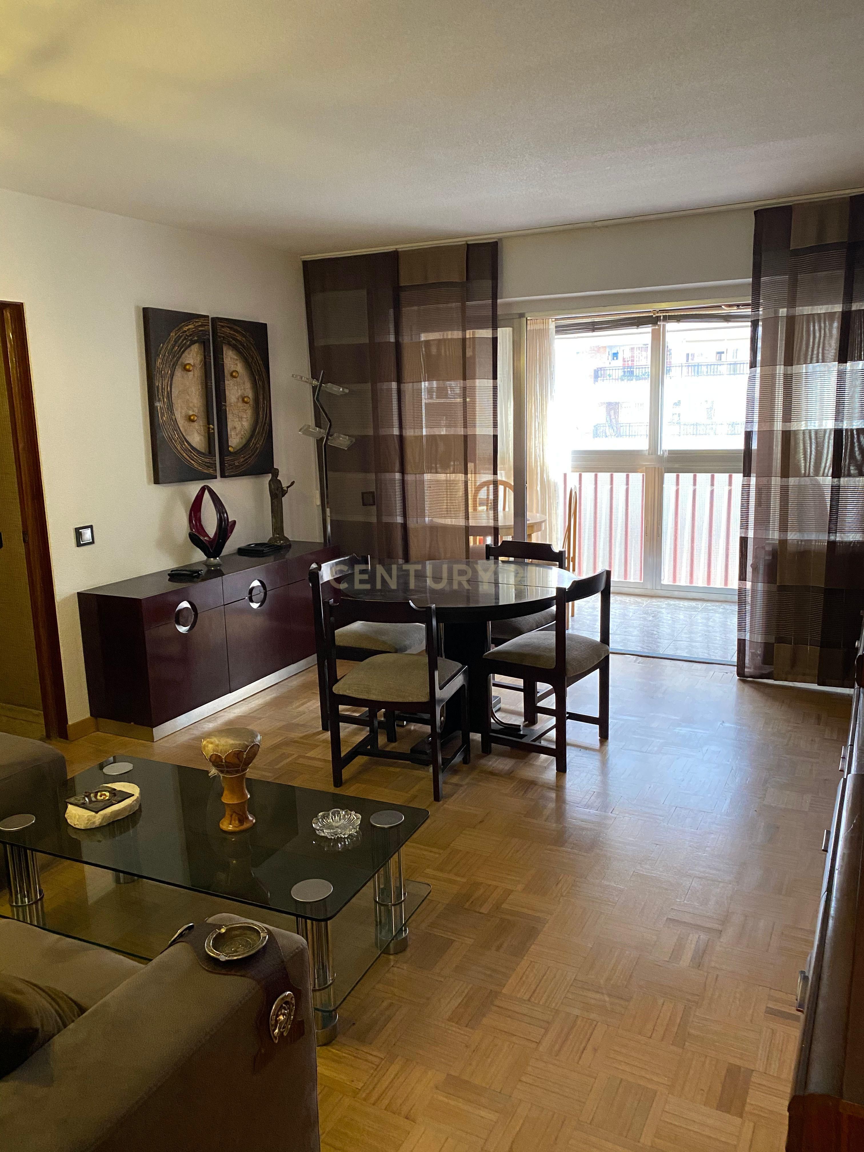 Bedroom of Apartments for sale in Alcorcón