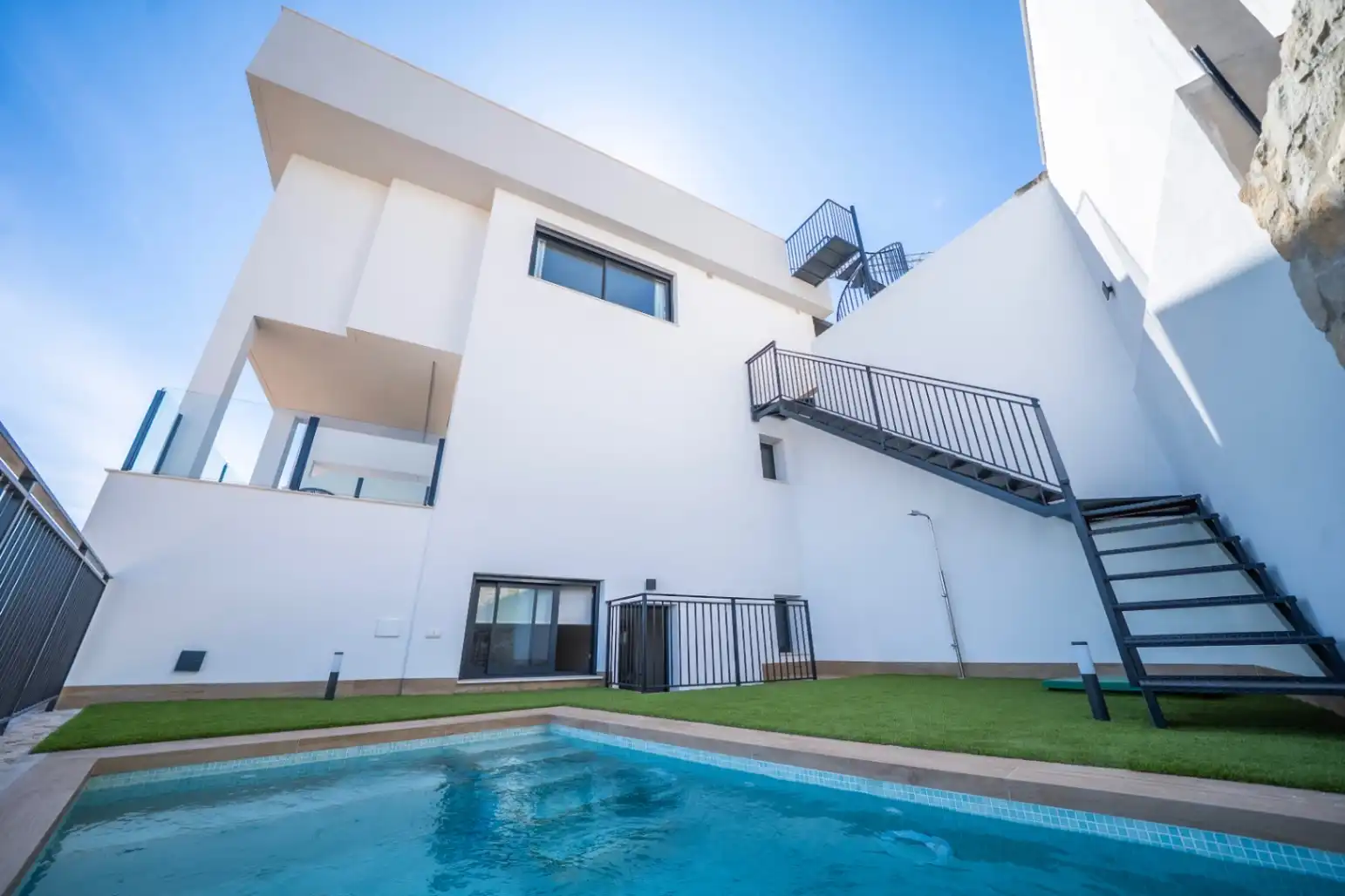 Bungalow con piscina en venta en Algorfa, imagen 2