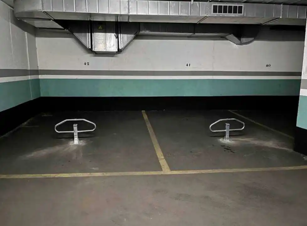 Individual with lift for sale in Carrer de Mossèn Àngel Rodamilans 177, imagen 4