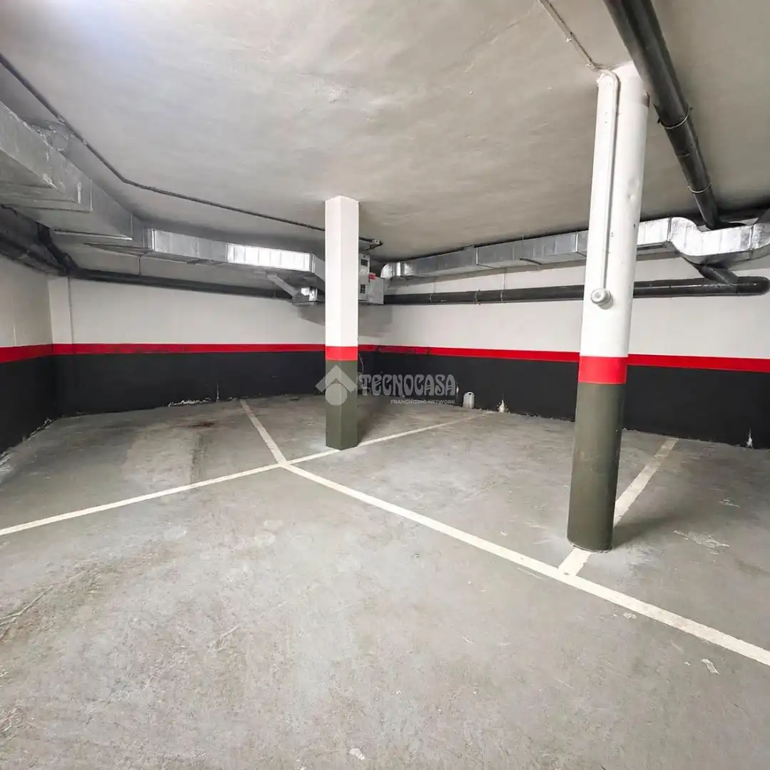Einzelparkplatz zum Verkauf in Casco Antiguo Sur, imagen 2