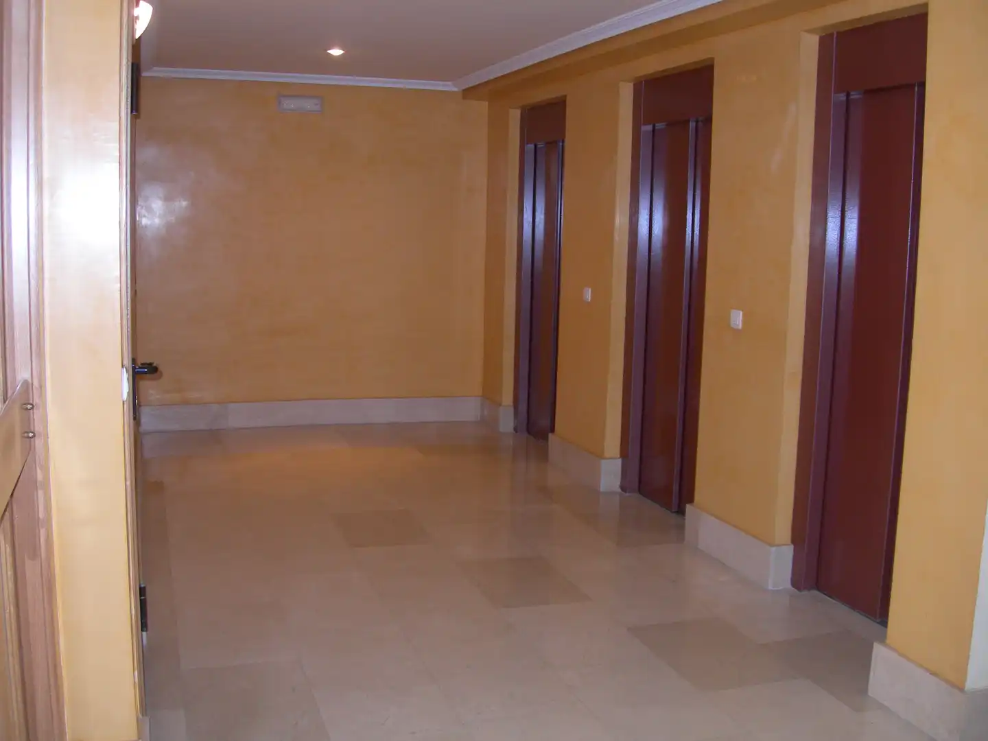 Piso en venta en Burgos con Parquet y Trastero