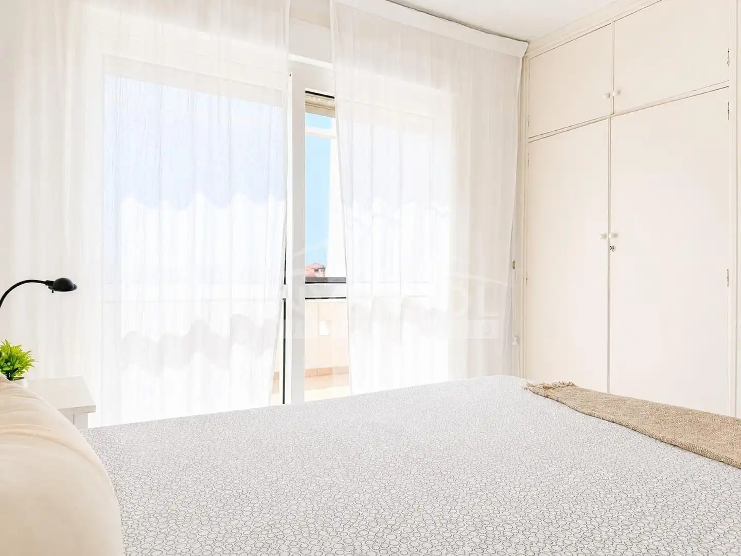 Habitación de Piso en venta en El Ejido con Amueblado