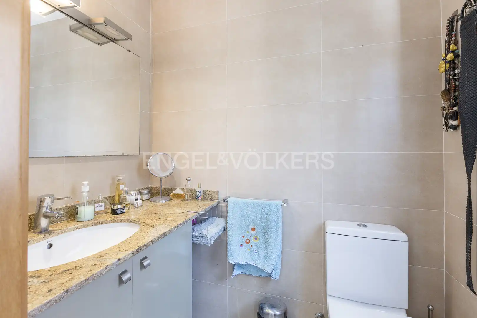 Bathroom of Houses for sale in Barcelona  with Air Conditioner, Heating and Terrace