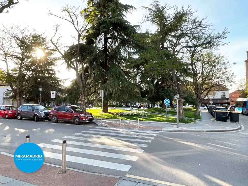 Außenansicht von Garage zum Verkauf in Madrid