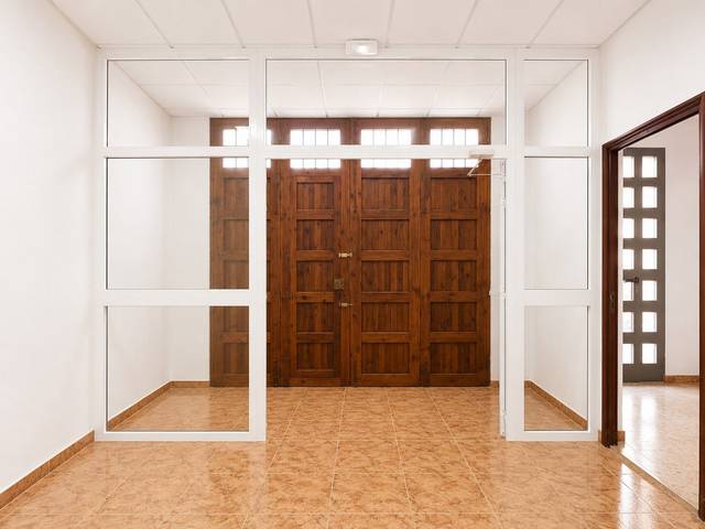 Local comercial en Alquiler en Sueca ciudad