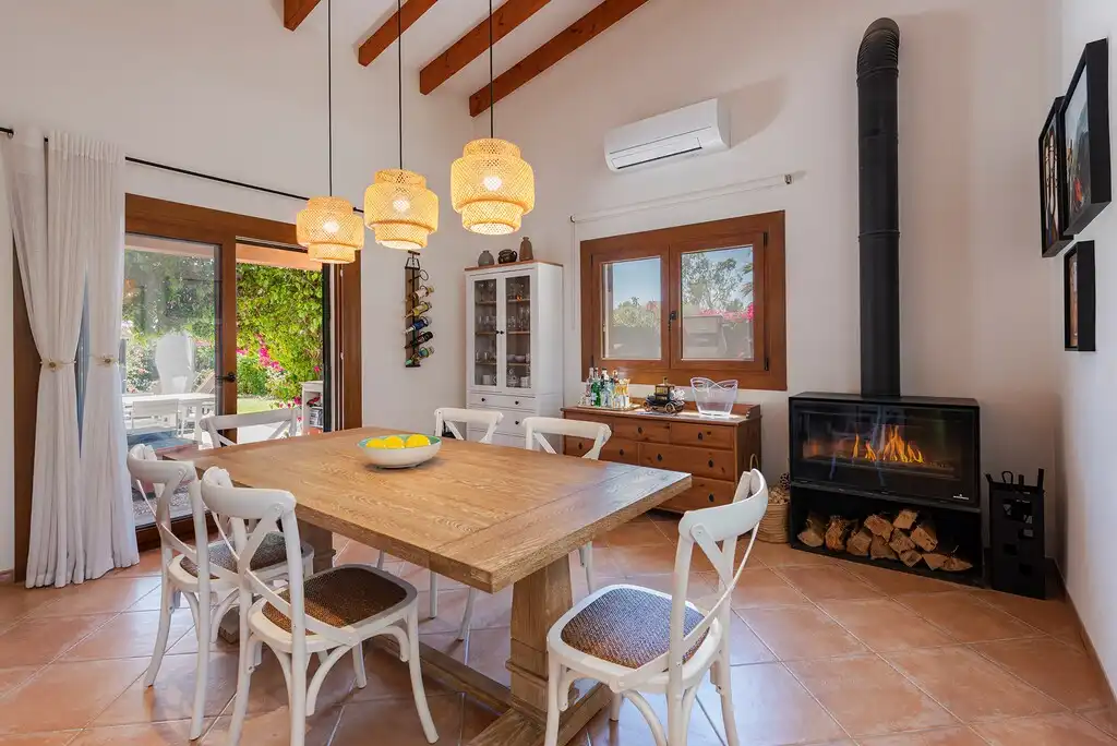 Esszimmer von Haus oder Chalet zum Verkauf in Sa Pobla mit Klimaanlage, Heizung und Privatgarten