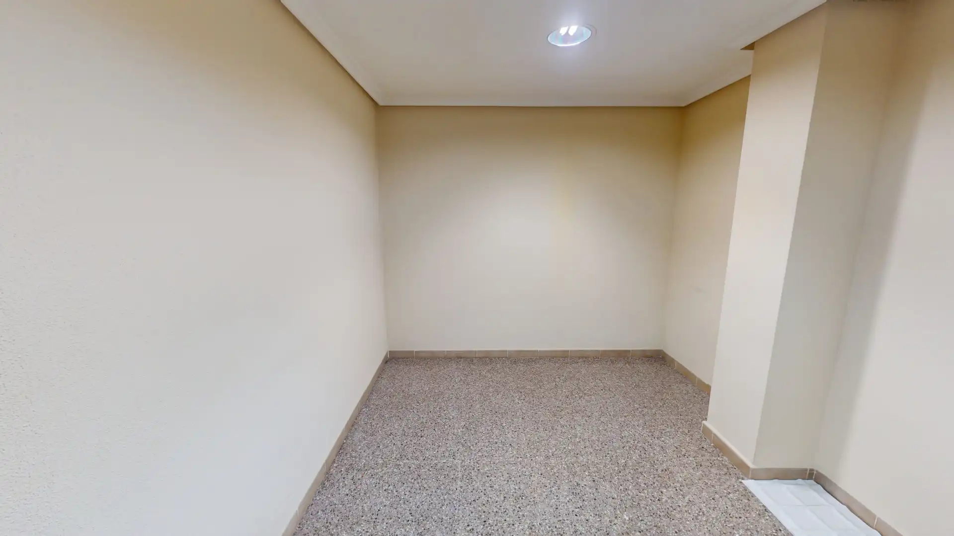 Flat for sale in Elche / Elx  with Air Conditioner and Heating