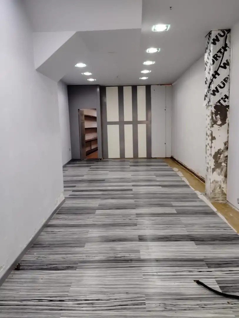 Business premises to rent in Noia, imagen 5