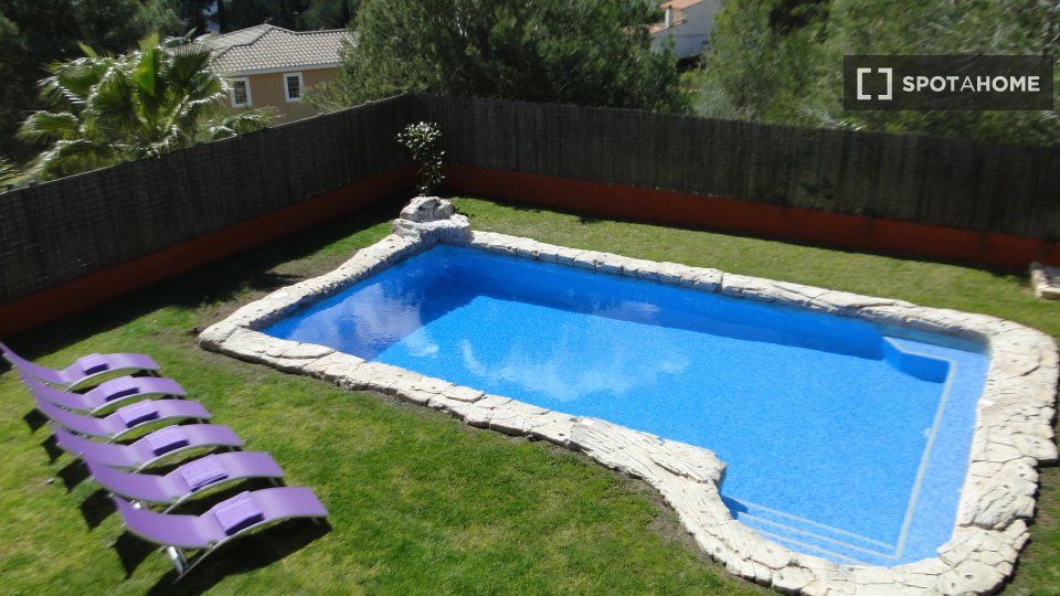 Flat to rent in Olivella