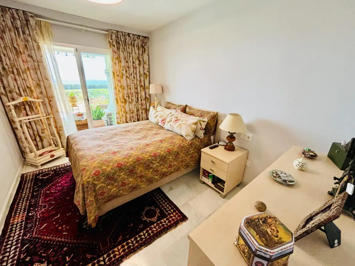 Dormitori de Apartament en venda en Mijas amb Aire condicionat, Calefacció i Jardí privat