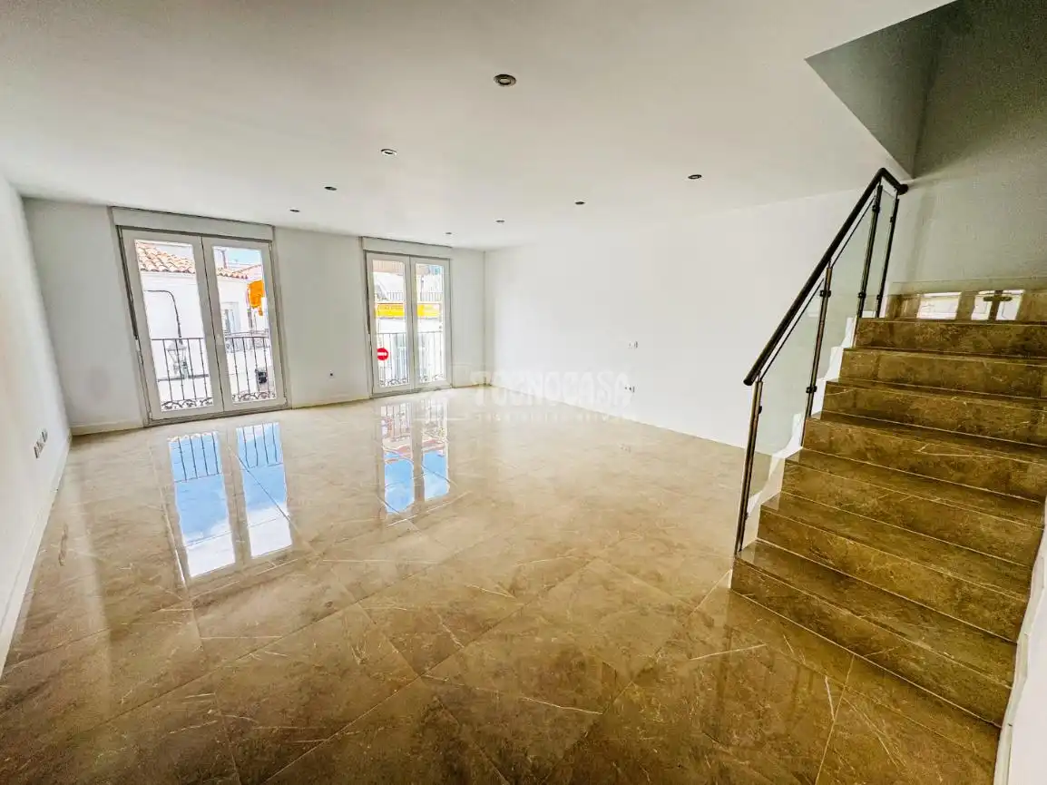 Dúplex en venta en Navalcarnero con Aire acondicionado, Calefacción y Terraza