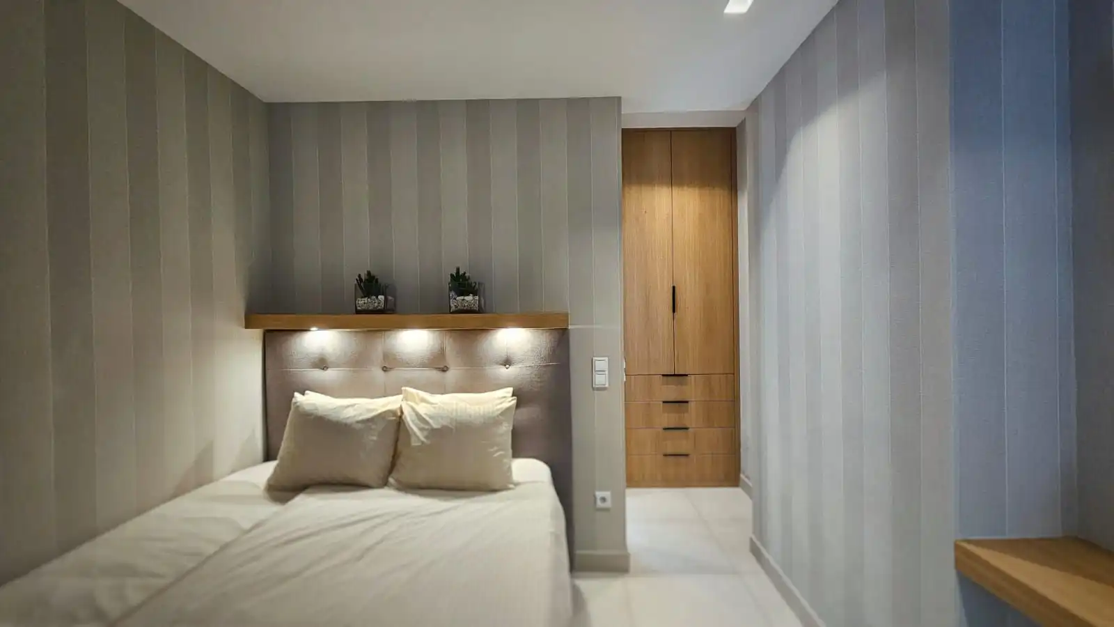 Bedroom of Study for sale in Marbella  with Air Conditioner, Furnished and Balcony