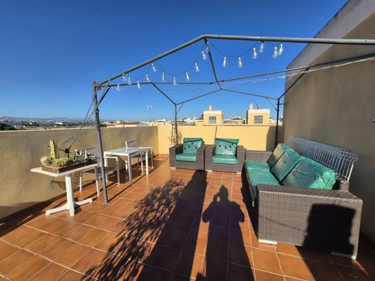 Apartamento en venta en C. Canal de Riego, Catral