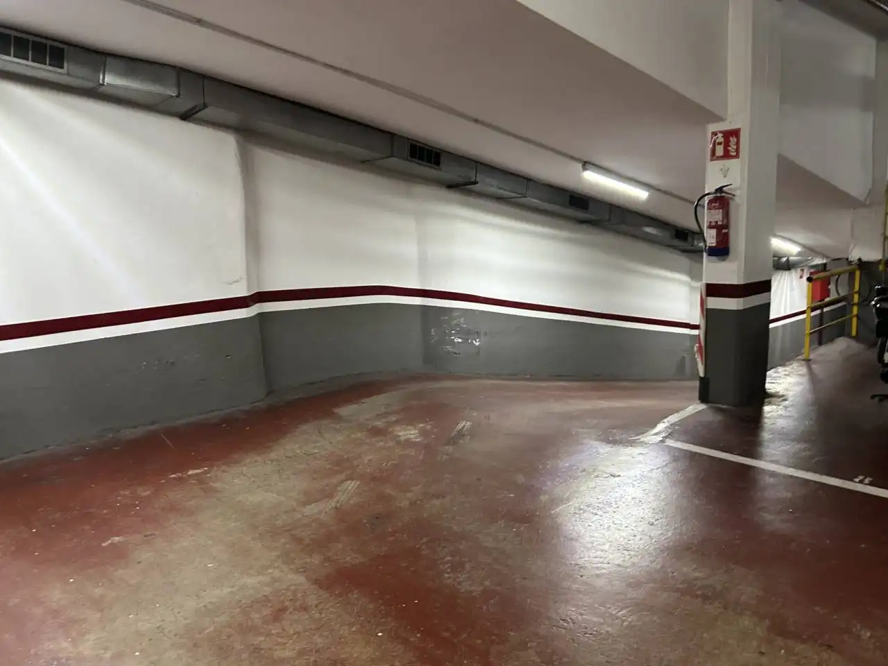 Parkplatz von Garage zum Verkauf in Barcelona