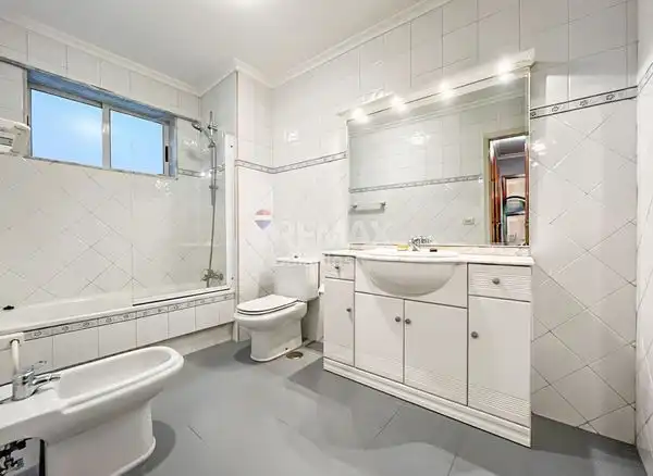 Flat with terrace for sale in Avenida da Gran Vía, imagen 35