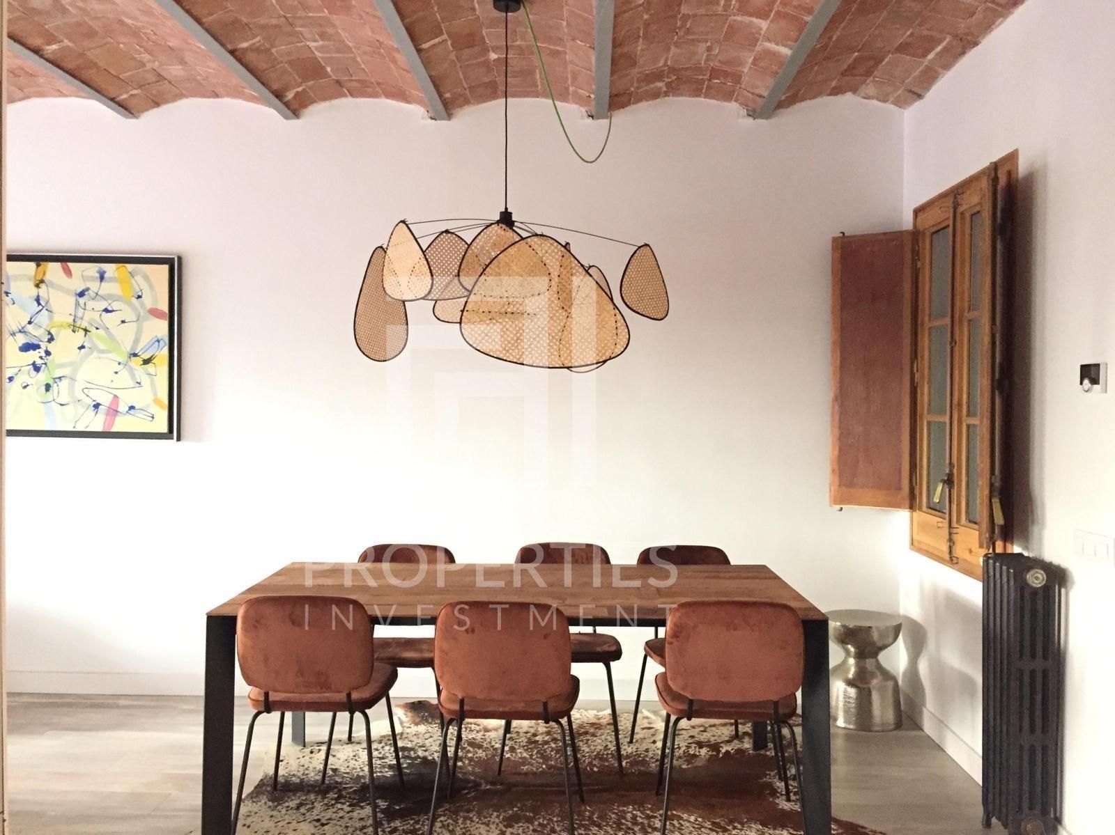 Menjador de Pis en venda en  Barcelona Capital amb Calefacció, Parquet i Terrassa