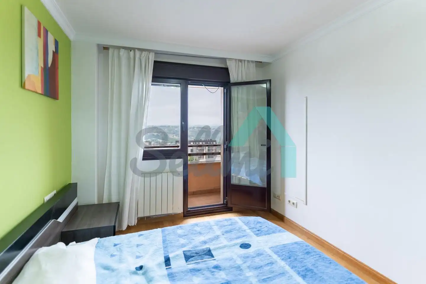 Bedroom of Flat for rent in Oviedo   with Heating, Parquet flooring and Terrace