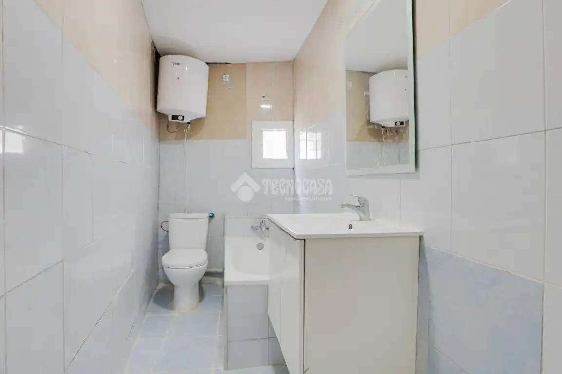 Baño de Piso en venta en Gavà
