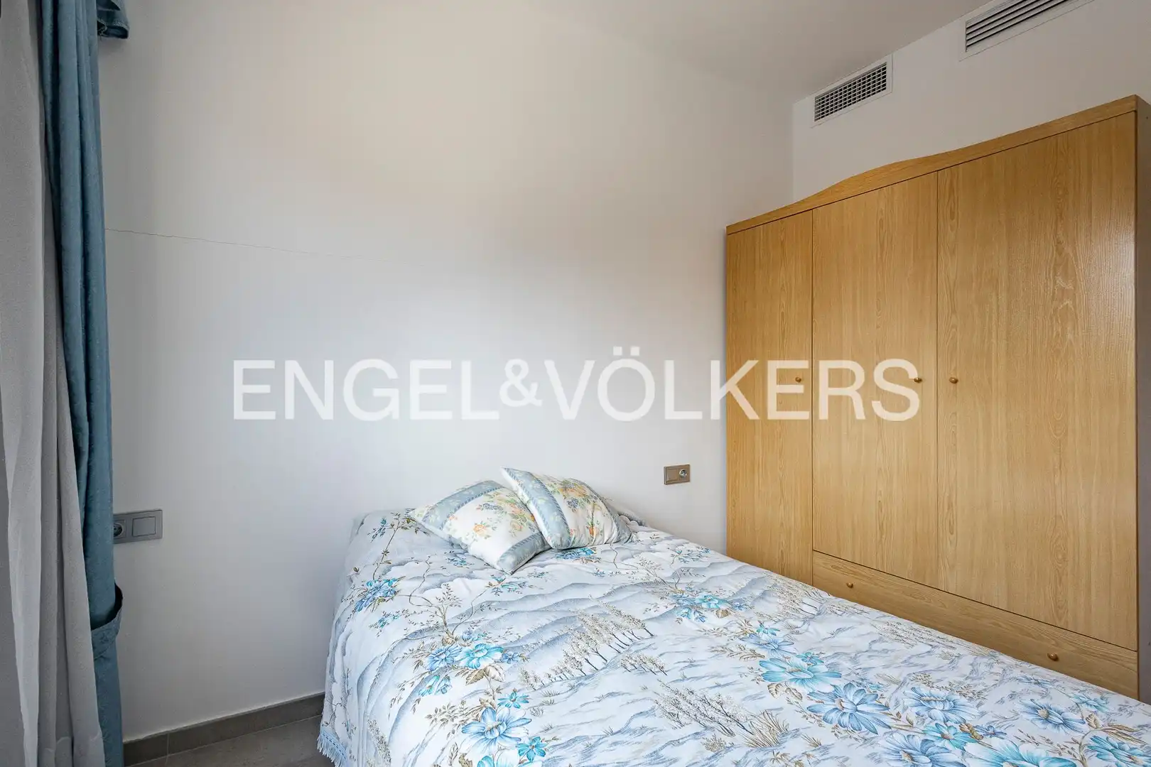 Bedroom of Houses for sale in Sant Sadurní d'Anoia  with Air Conditioner, Heating and Private garden