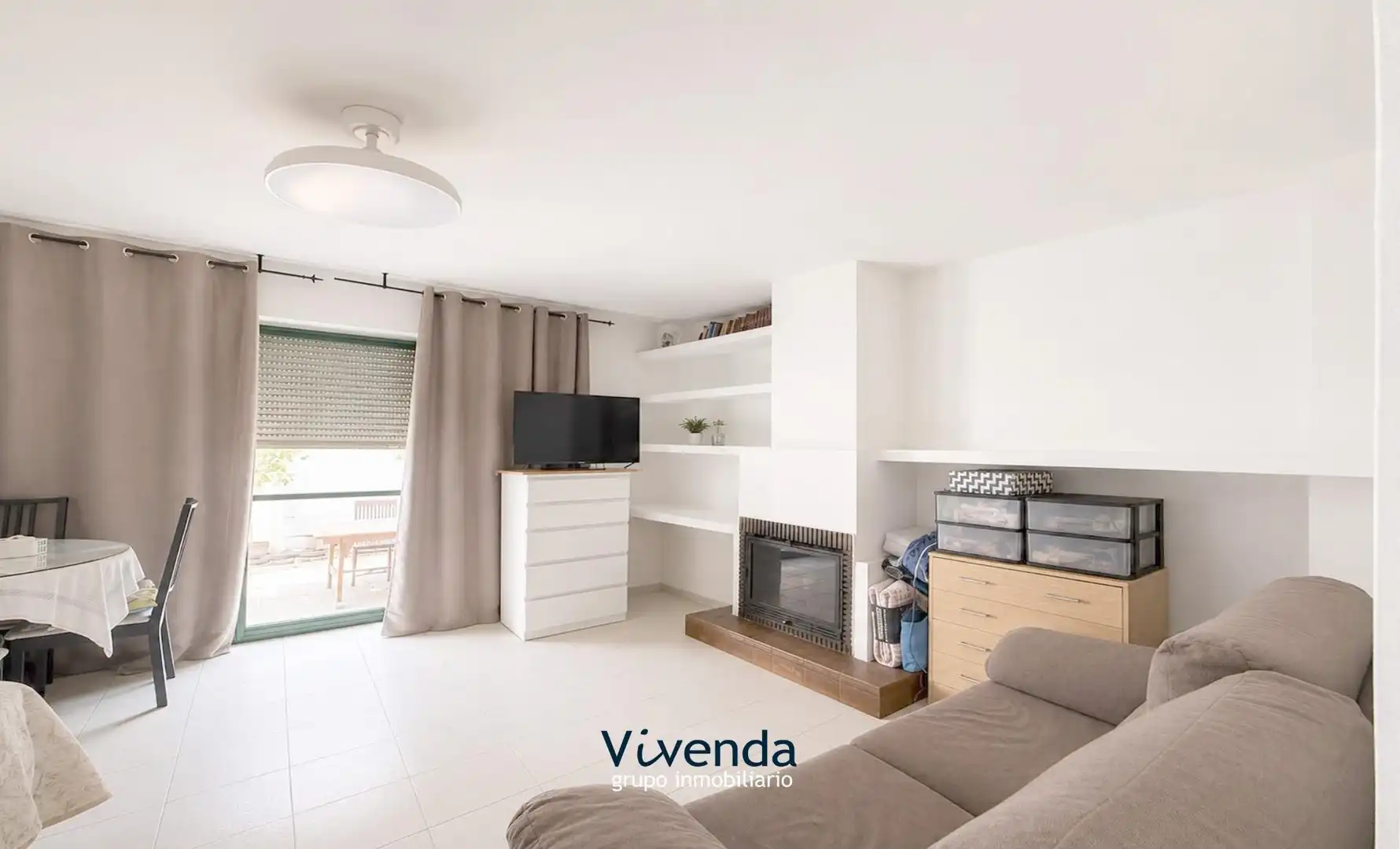 Sala de estar de Casa adosada en venta en Madrid con Aire acondicionado, Calefacción y Trastero