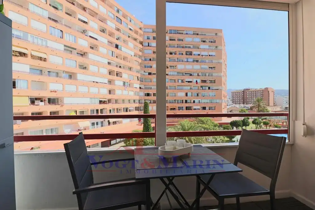 Vivienda con piscina en venta en Carrer Cap Ponent
