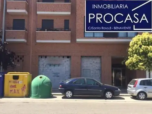 Local comercial en alquiler en Benavente, imagen 2
