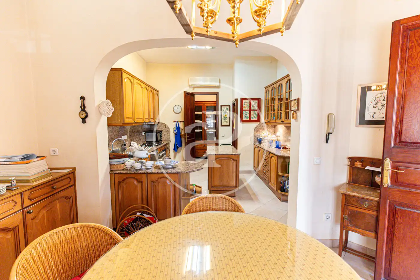 Houses for sale in Carrer de Victorio Luzuriaga, Sant Agustí