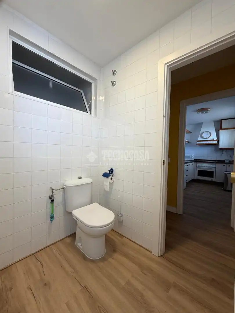 Baño de Piso en venta en Isla Cristina con Terraza