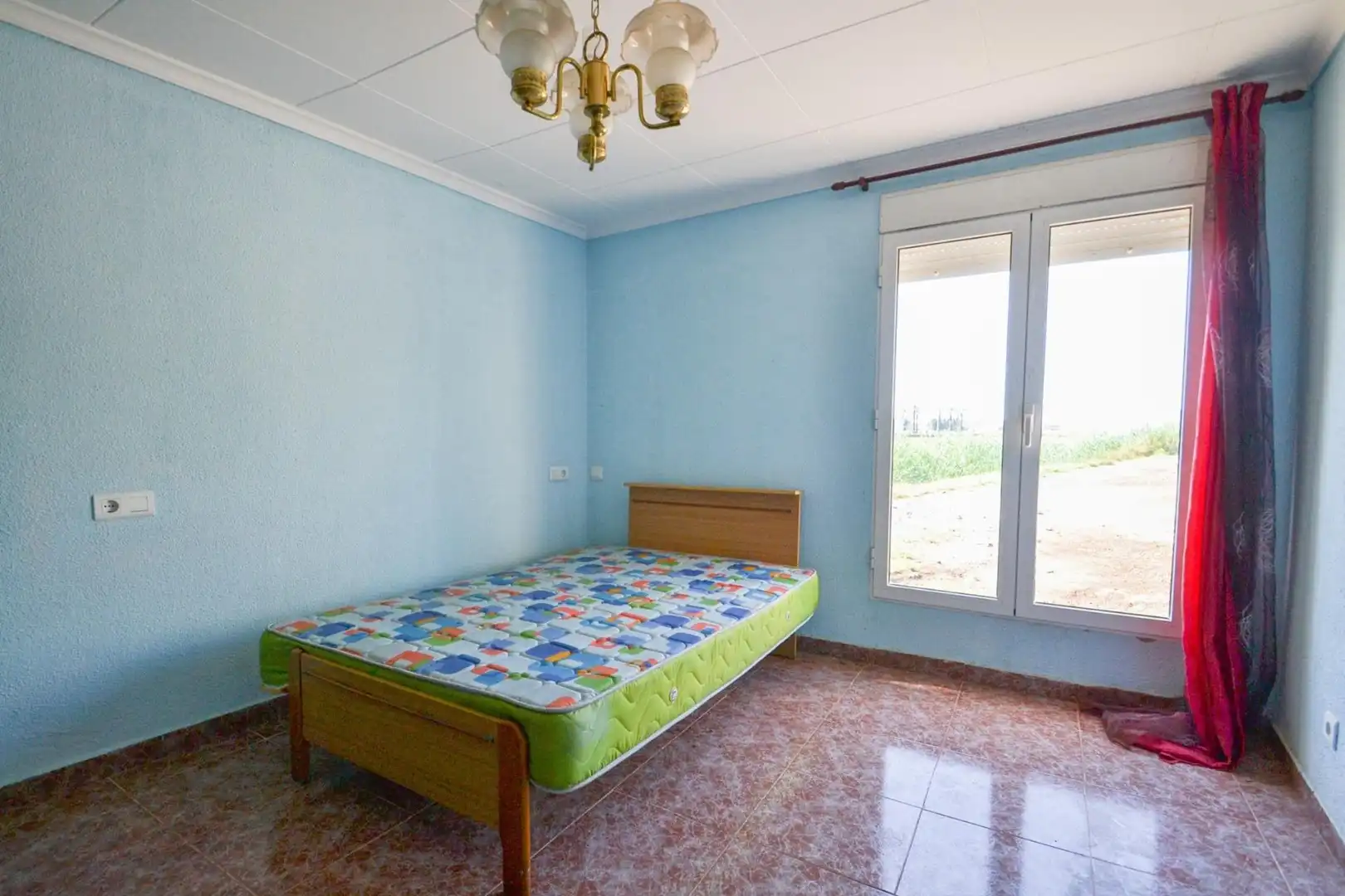 Habitación de Finca rústica en venta en Deltebre con Jardín privado y Trastero