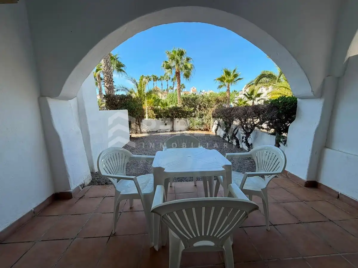 Apartament amb piscina en venda a GOLF CENTER (U), imagen 2