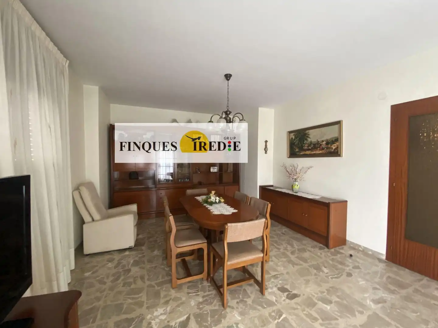 Menjador de Casa o xalet de lloguer amb opció a compra en L'Aldea