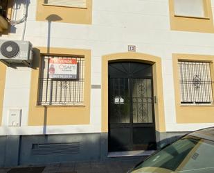 Exterior view of Flat for sale in Puebla de la Calzada  with Air Conditioner and Heating