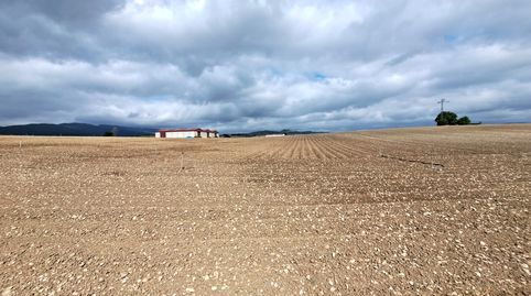 Foto 3 de Terreno industrial en venta en Carretera Nacional I, La Puebla de Arganzón , Burgos