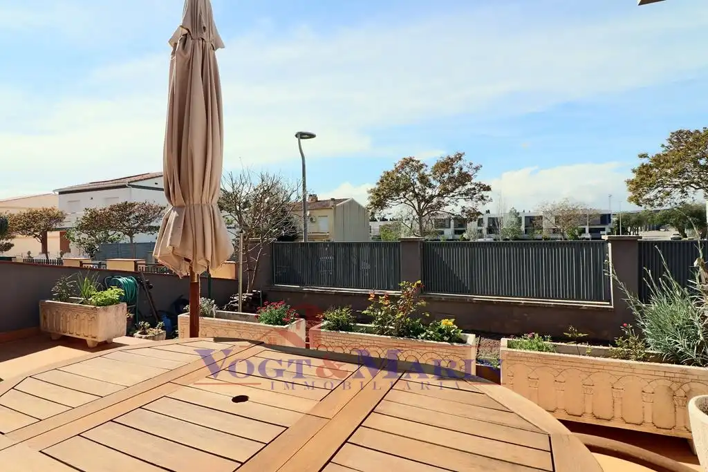 Doppelhaushälfte mit Terrasse zum Verkauf in Carrer de Pere III, imagen 15