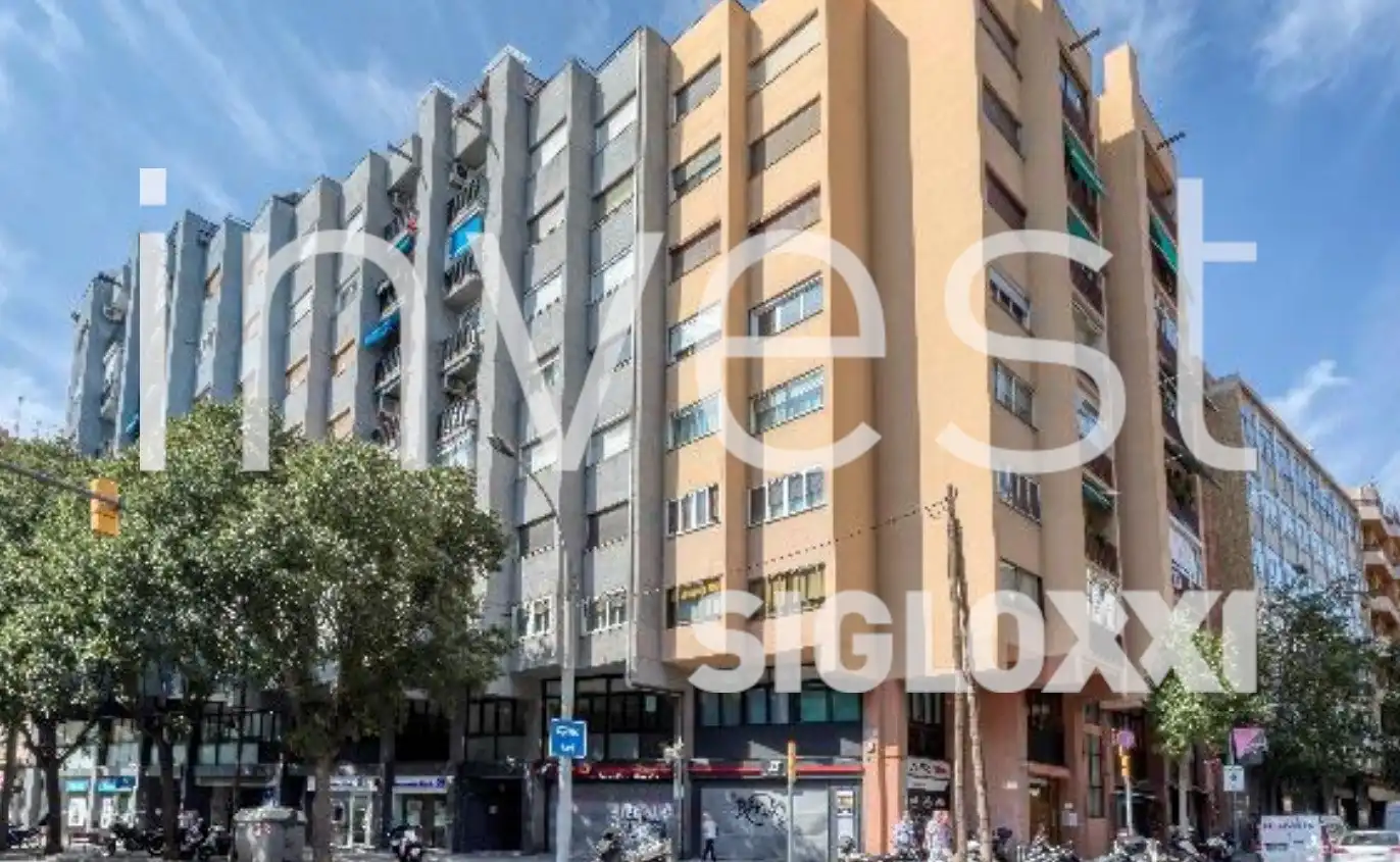 Büro zum Verkauf in TRAVESSERA DE LES CORTS, imagen 2